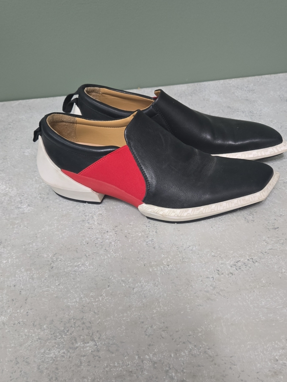 John Fluevog Navy and Red Slip-On Men’s Dress Shoes Sz 9